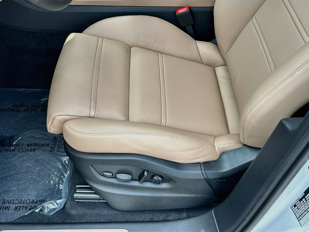 New 2026 Porsche Cayenne S AWD/4WD image 22