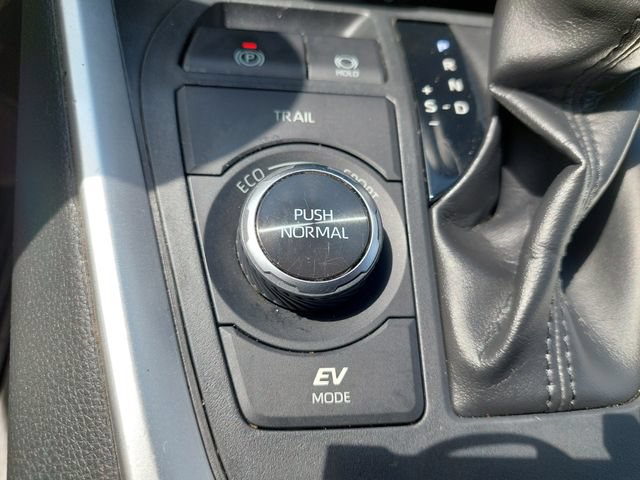 Used 2019 Toyota RAV4 Limited AWD/4WD image 24