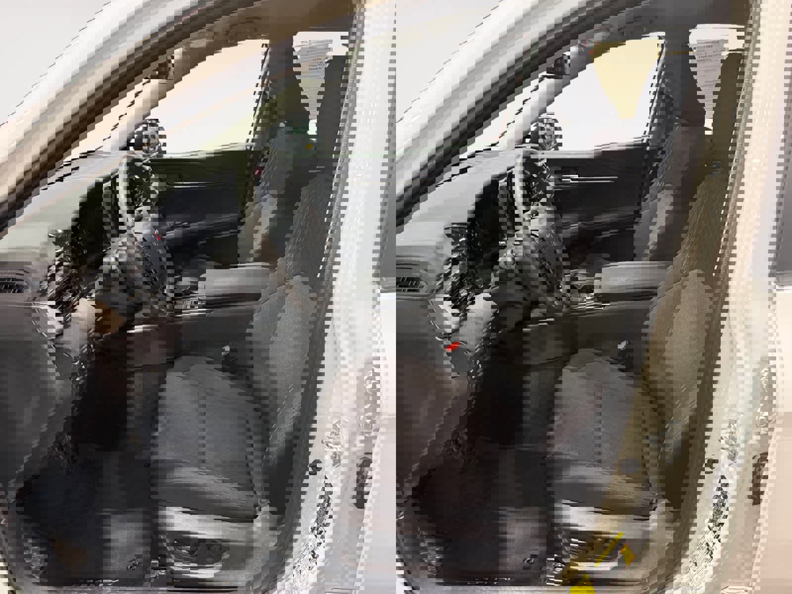 Used 2025 Toyota Camry LE image 10