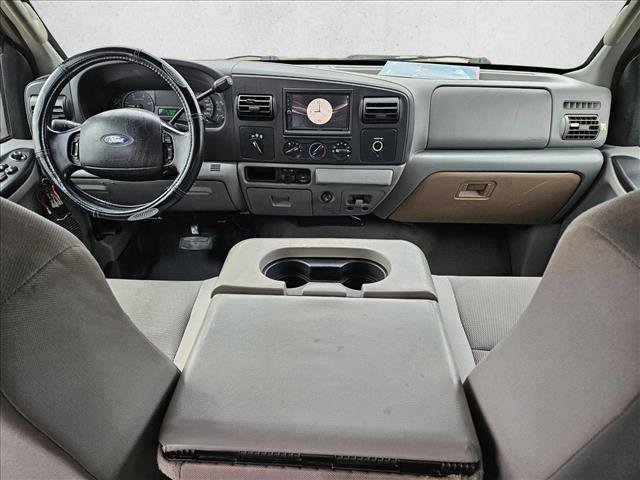 Used 2006 Ford F350 XL image 16