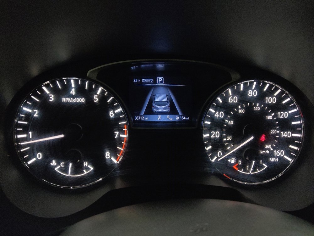 Used 2020 Nissan Pathfinder Platinum image 23