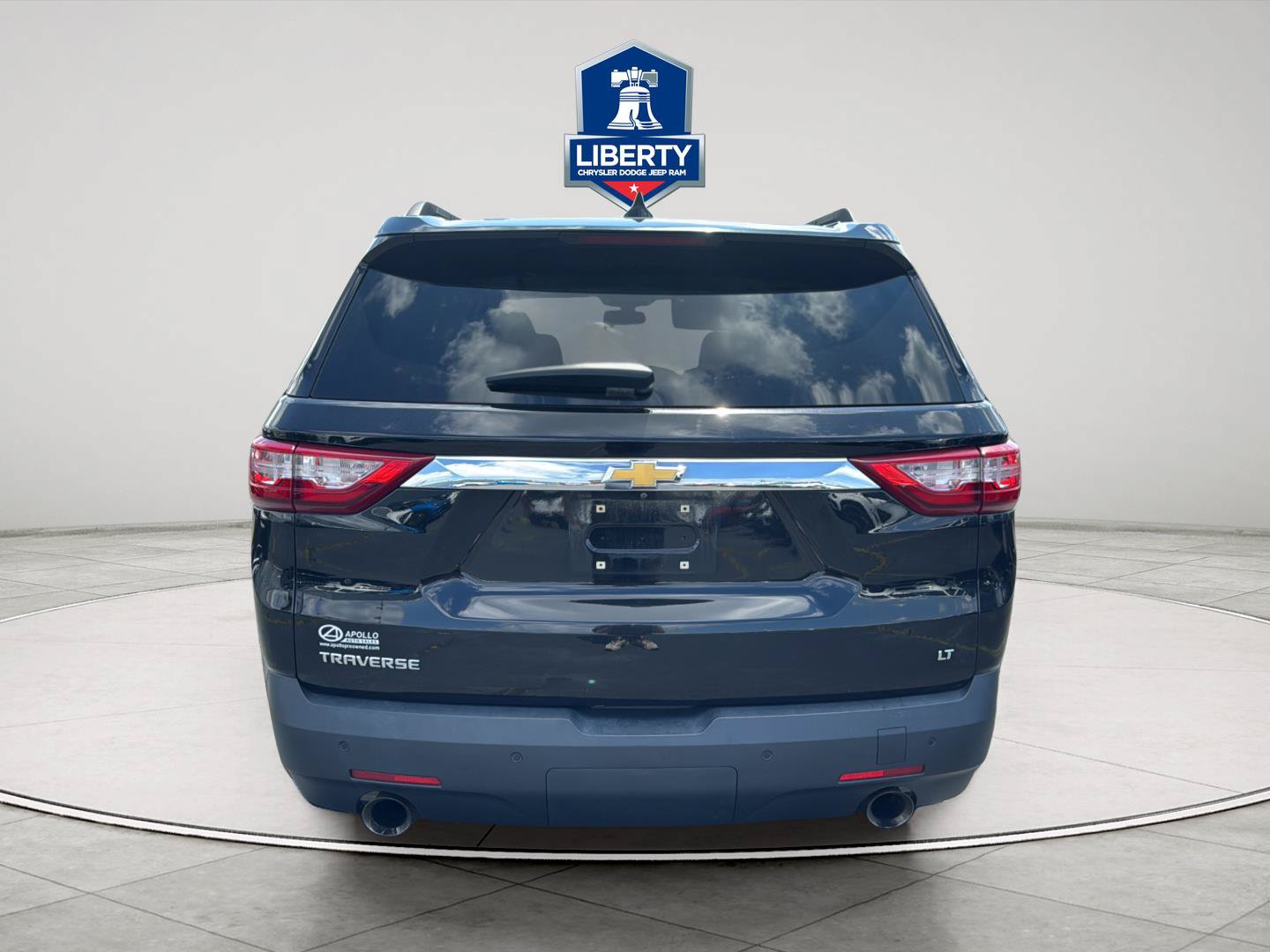 Used 2020 Chevrolet Traverse LT FWD image 9