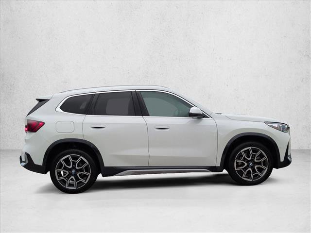 Used 2025 BMW X1 xDrive28i w/ Technology Package AWD/4WD image 4