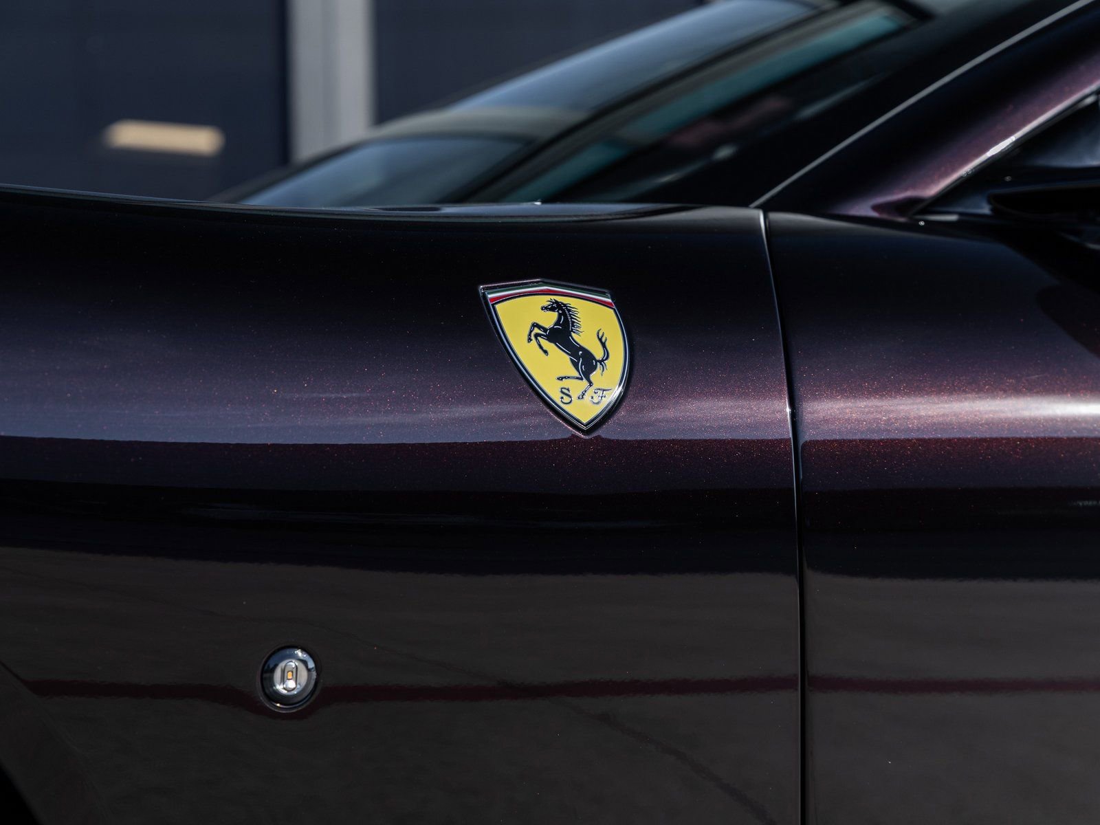 Used 2024 Ferrari Roma Spider image 17