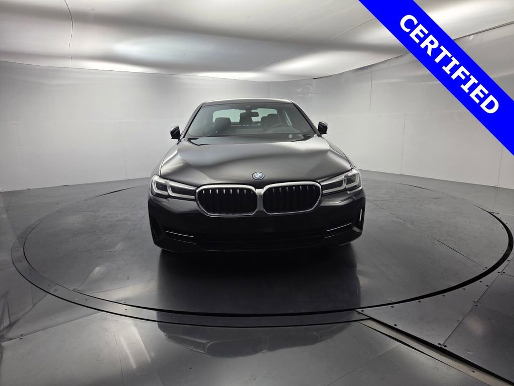 Certified 2023 BMW 530e 530e iPerformance w/ Premium Package image 4