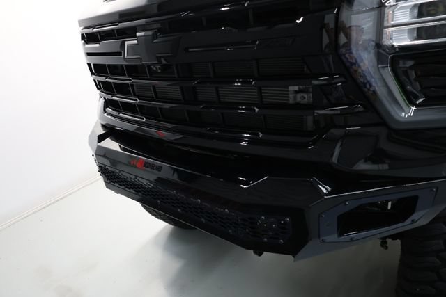 Used 2024 Chevrolet Silverado 3500 LTZ w/ LTZ Plus Package AWD/4WD image 69