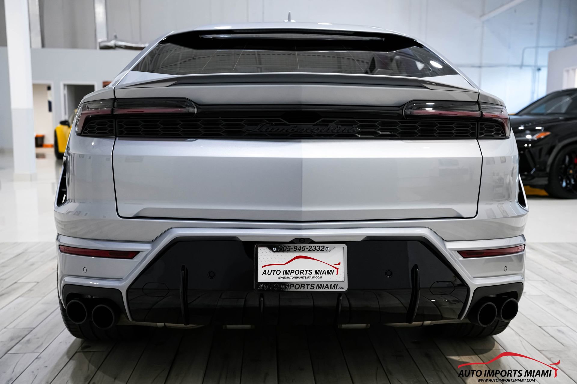 Used 2025 Lamborghini Urus SE image 21