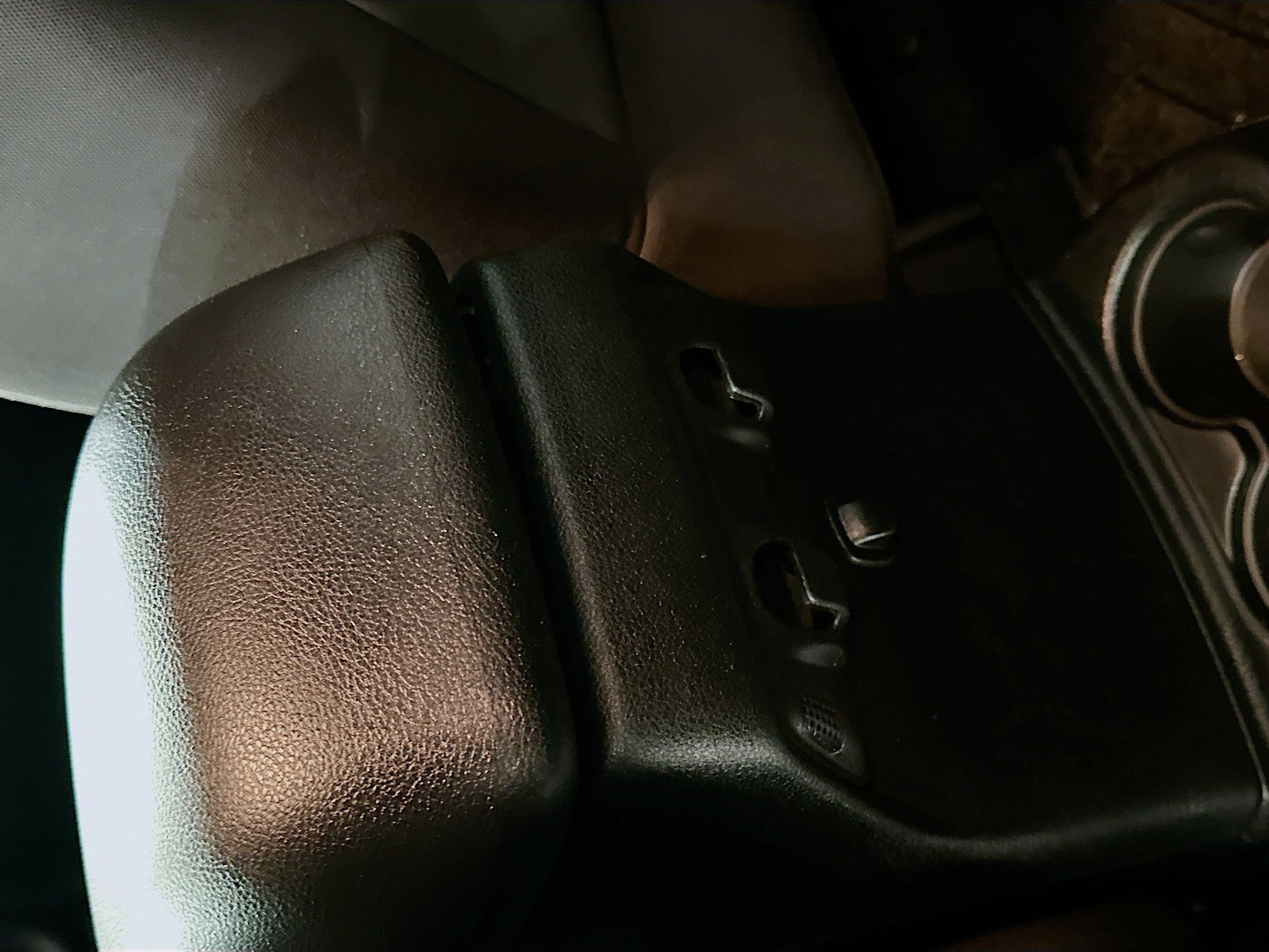 Used 2016 Jeep Wrangler Unlimited Sport w/ Connectivity Group image 25