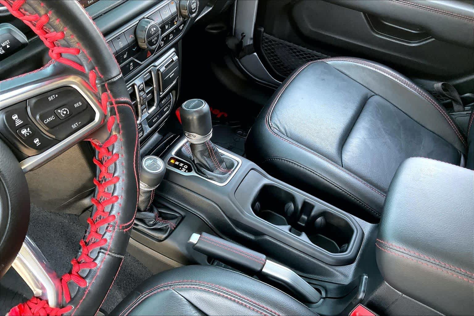 Used 2020 Jeep Gladiator Rubicon AWD/4WD image 16