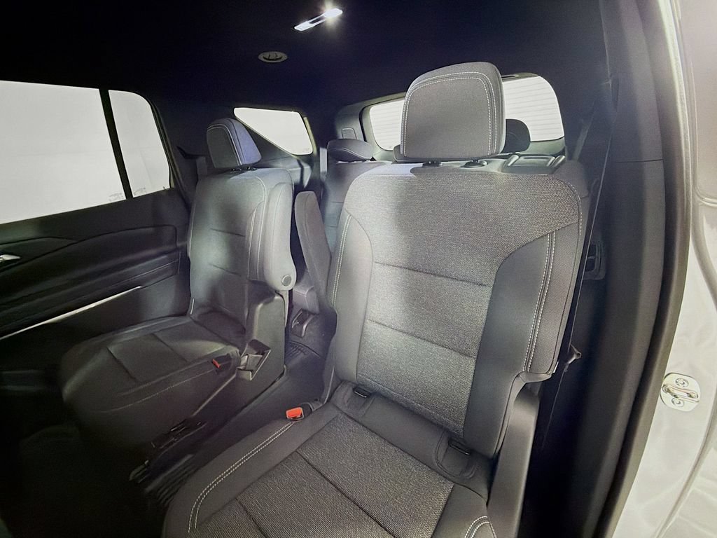 New 2026 Chevrolet Traverse LT w/ LPO, Floor Liner Package AWD/4WD image 17