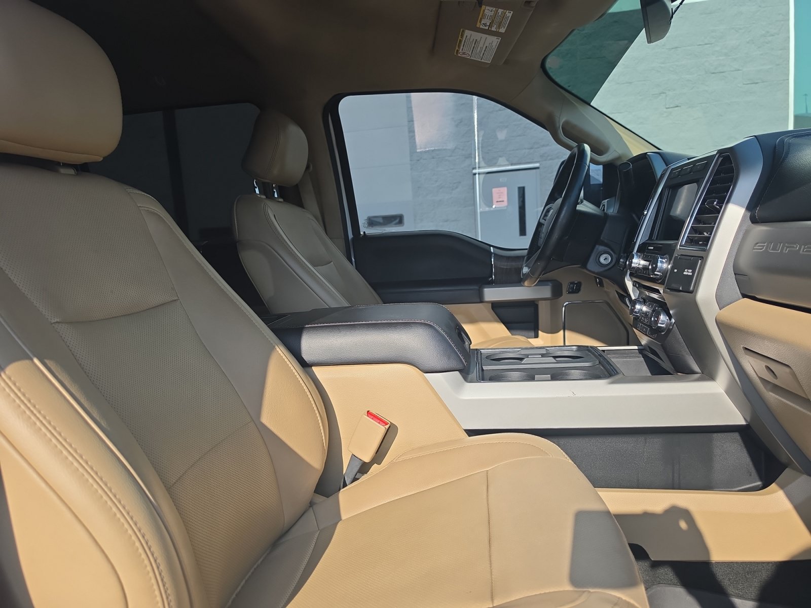 Used 2017 Ford F350 Lariat w/ Chrome Package AWD/4WD image 29