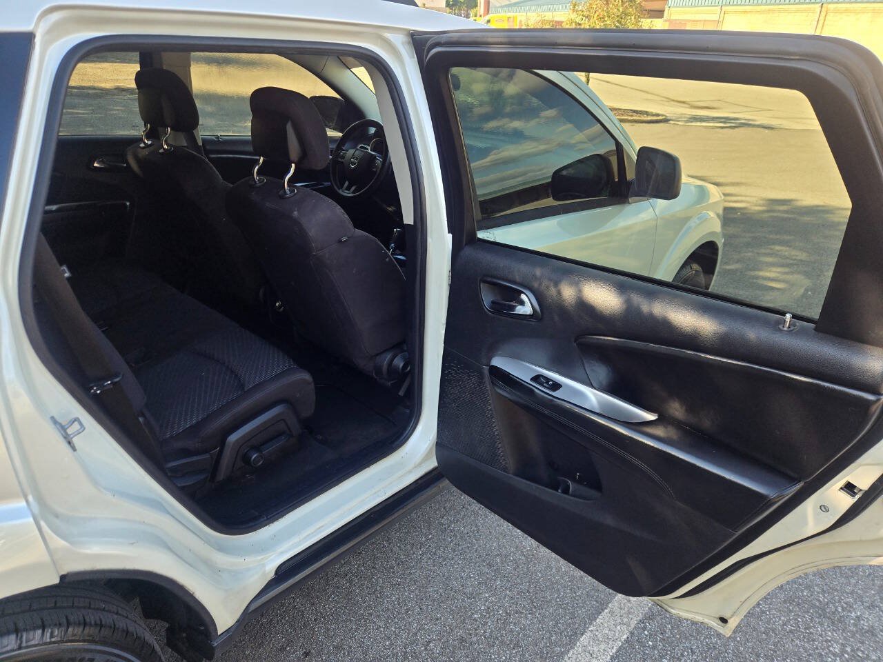 Used 2014 Dodge Journey SE w/ Flexible Seating Group FWD image 27
