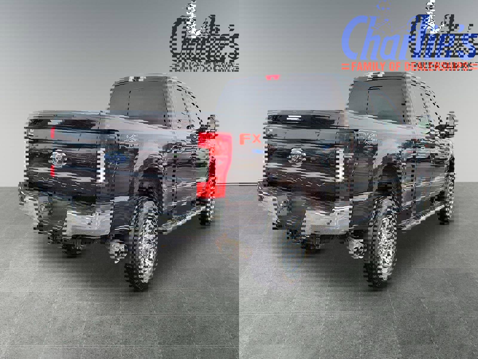 Used 2018 Ford F250 Lariat w/ Lariat Value Package image 4