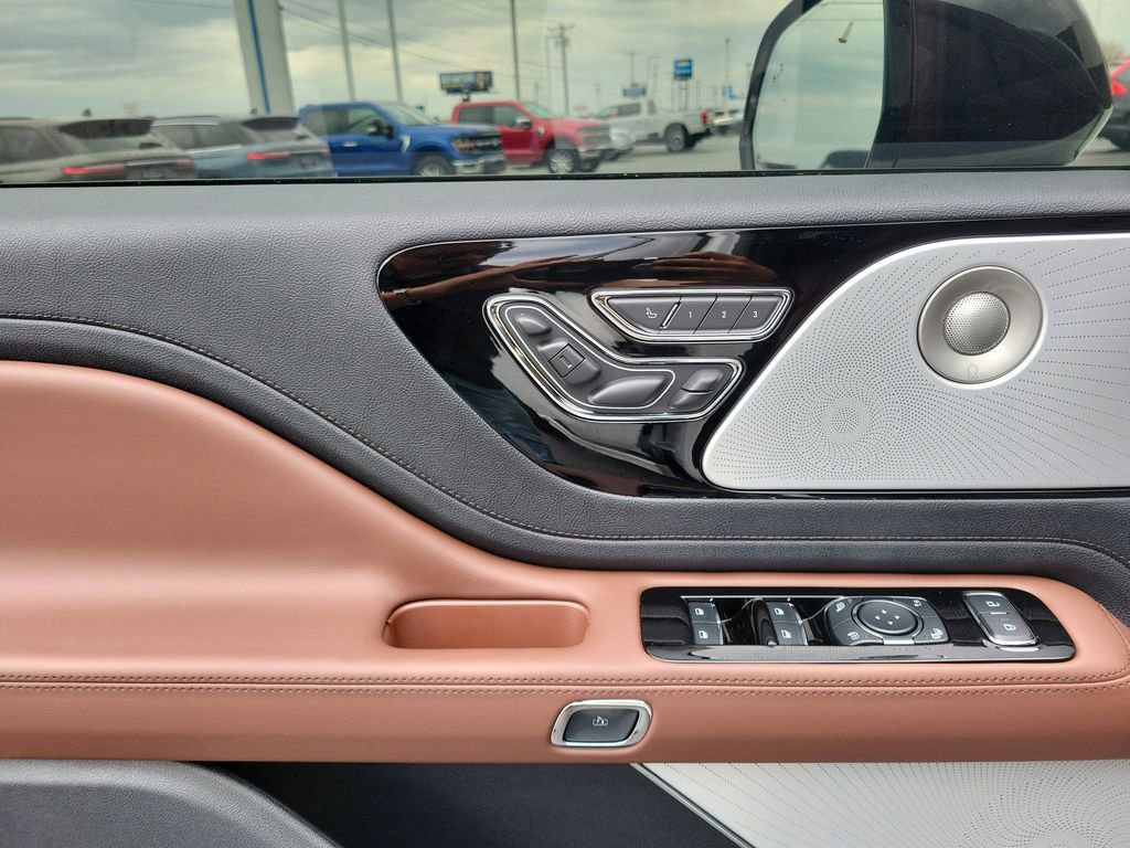 New 2026 Lincoln Aviator Reserve AWD/4WD image 20
