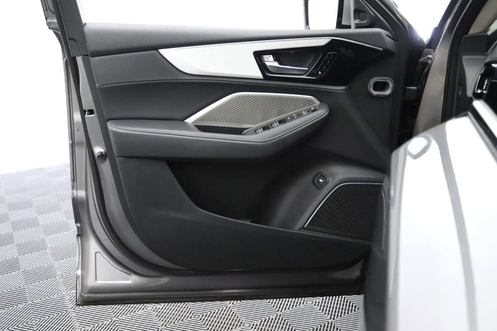 Certified 2023 Acura MDX SH-AWD image 13