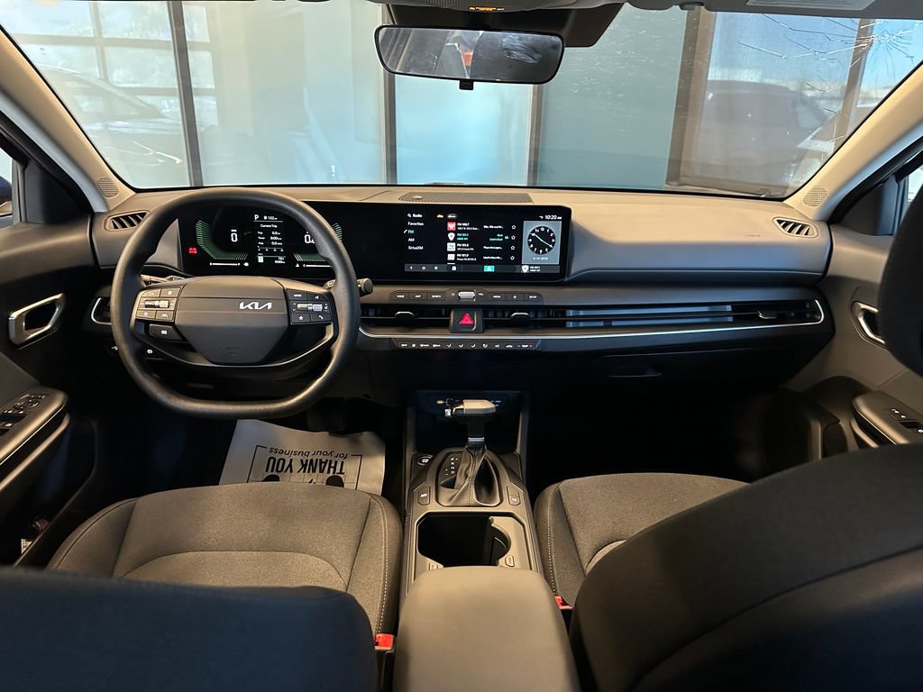 Used 2025 Kia K4 LXS FWD image 9
