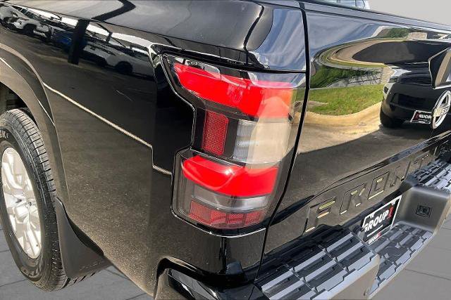 Certified 2022 Nissan Frontier SV w/ Technology Package RWD image 28