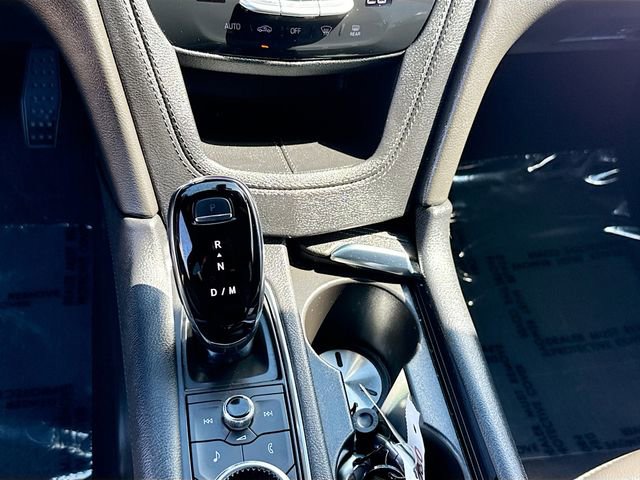 Used 2021 Cadillac XT5 Luxury w/ LPO, Illumination Package image 16