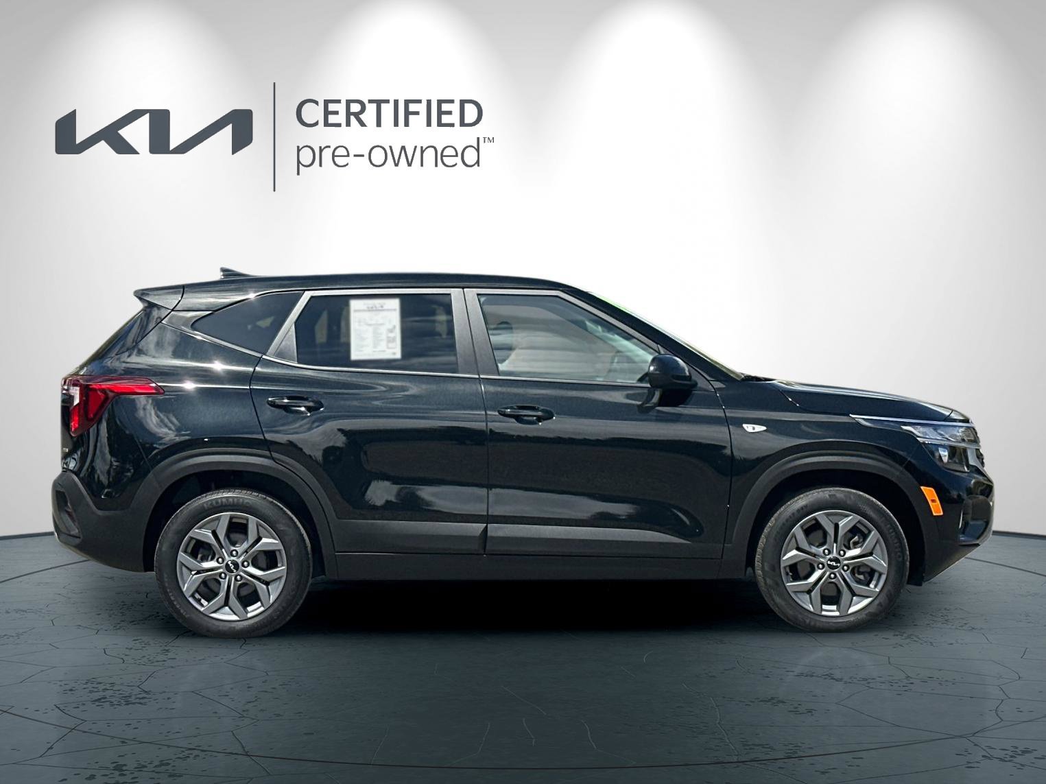 Certified 2024 Kia Seltos LX AWD/4WD image 3