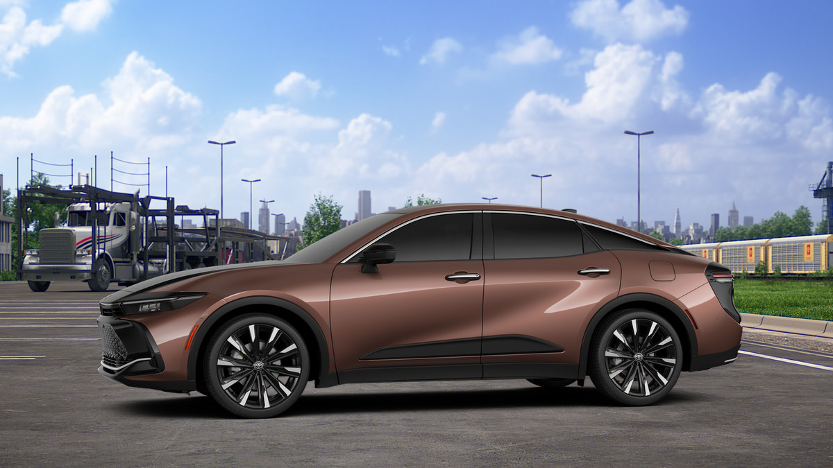 New 2026 Toyota Crown Platinum AWD/4WD image 3