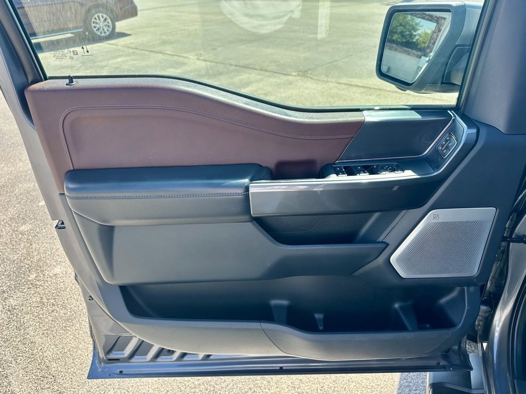 Used 2021 Ford F150 Lariat w/ Equipment Group 502A High image 28