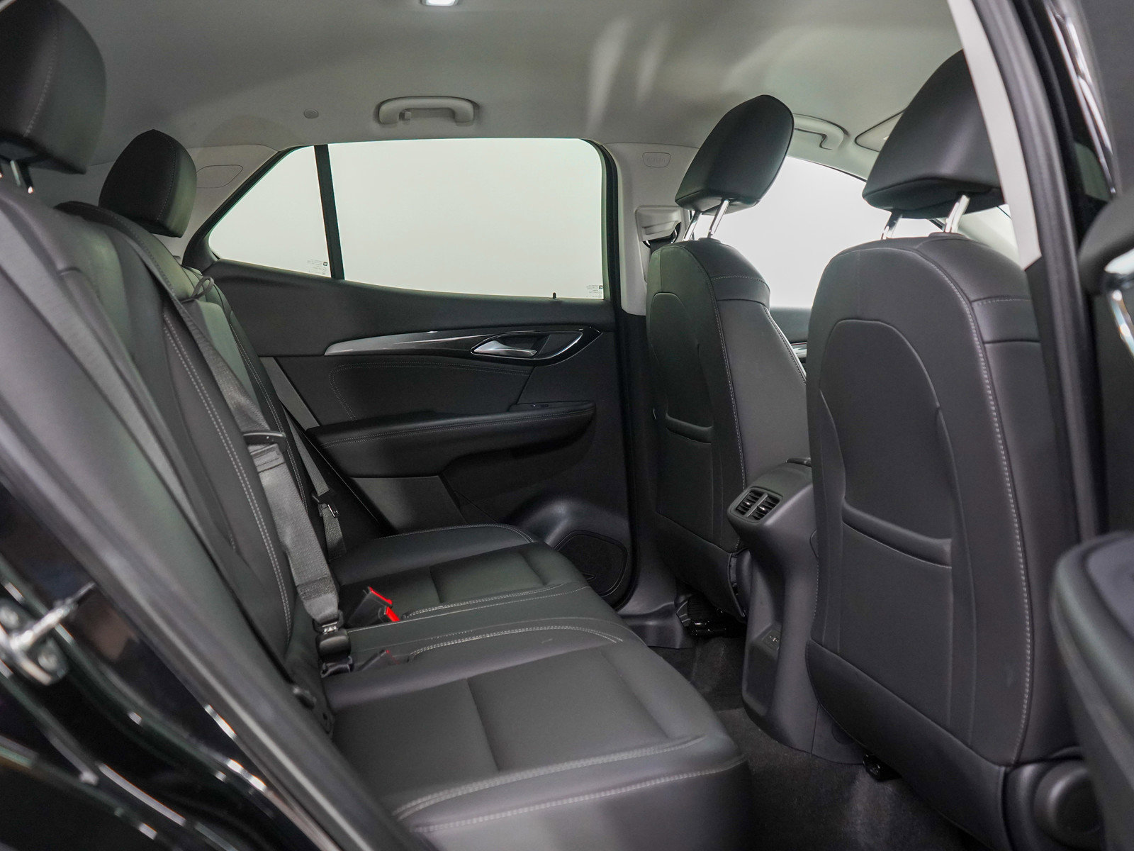 Used 2024 Buick Envision Preferred image 12