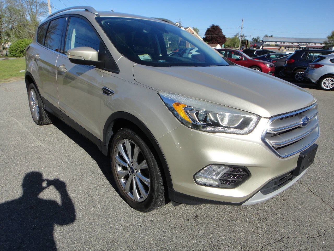 Used 2017 Ford Escape Titanium AWD/4WD image 3