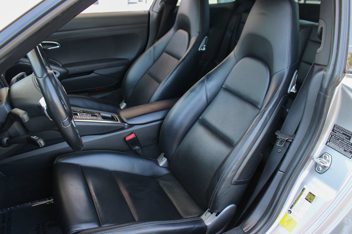 Used 2013 Porsche 911 Carrera 4S AWD/4WD image 15