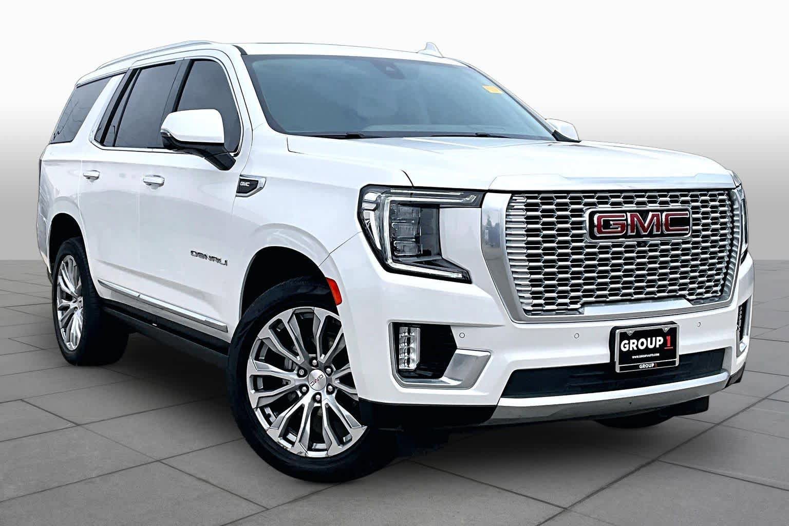 Used 2021 GMC Yukon Denali w/ Denali Premium Package RWD image 3