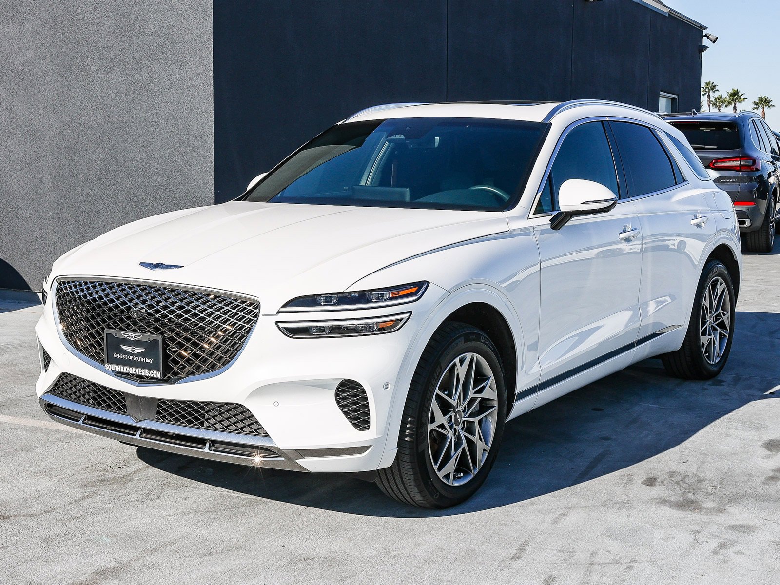 Used 2023 Genesis GV70 2.5T w/ Advanced Package image 3