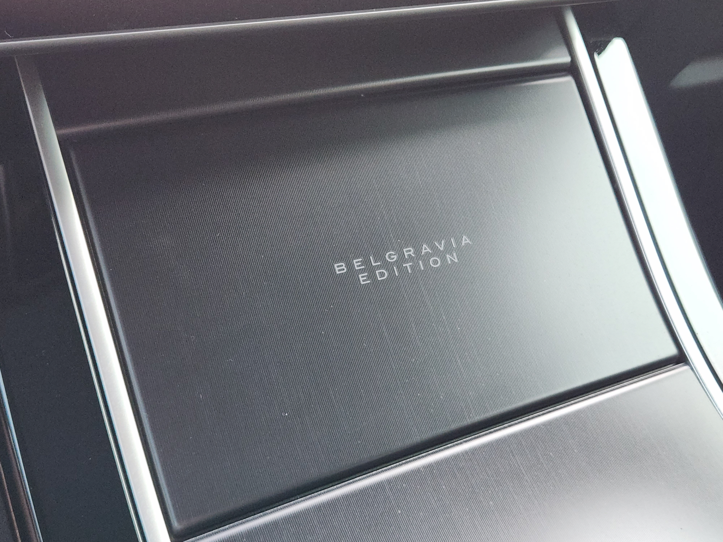 New 2026 Land Rover Range Rover Velar Belgravia AWD/4WD image 15