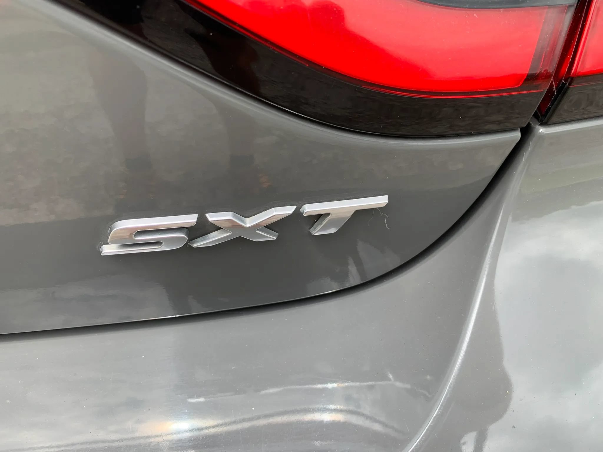 Used 2017 Dodge Charger SXT RWD image 8