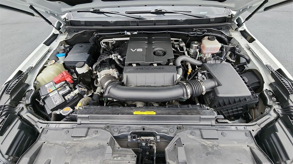 Used 2022 Nissan Frontier PRO-4X image 29