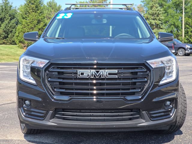 Used 2023 GMC Terrain SLT w/ Elevation Edition FWD image 11