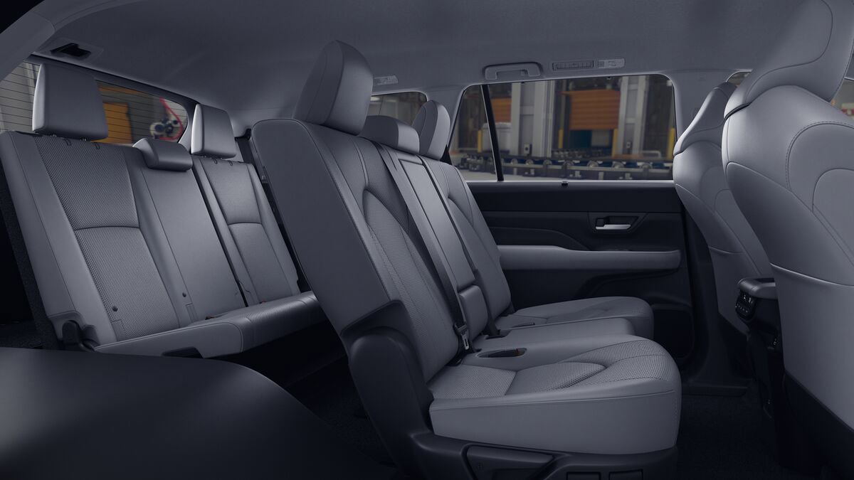 New 2026 Toyota Grand Highlander AWD Hybrid image 21