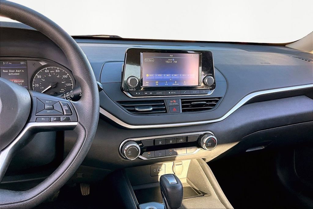 Used 2022 Nissan Altima 2.5 S image 10