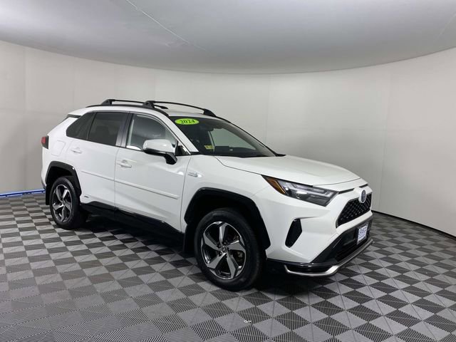 Used 2024 Toyota RAV4 SE