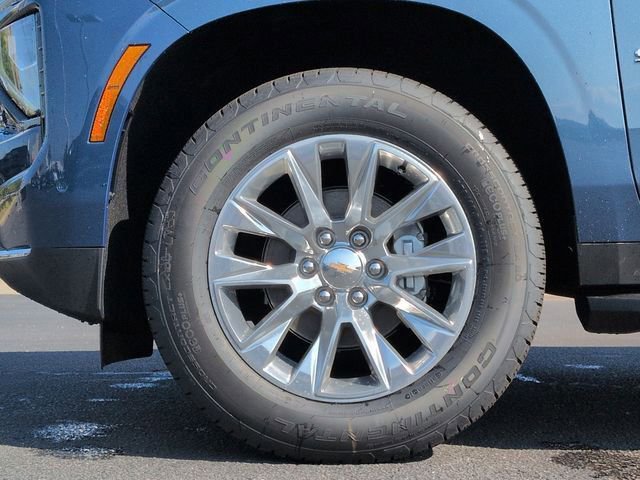 New 2026 Chevrolet Suburban Premier image 31