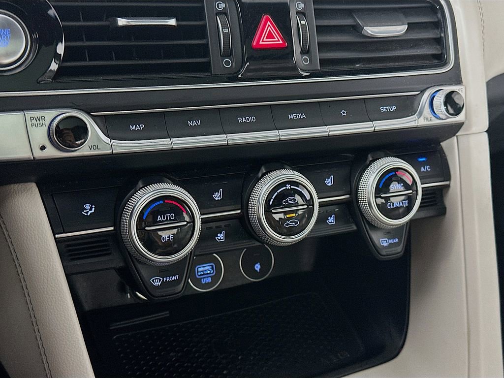 Used 2023 Genesis G70 2.0T w/ Sport Prestige Package image 18