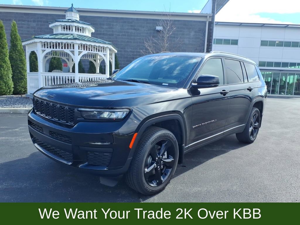 Used 2024 Jeep Grand Cherokee L Altitude image 2