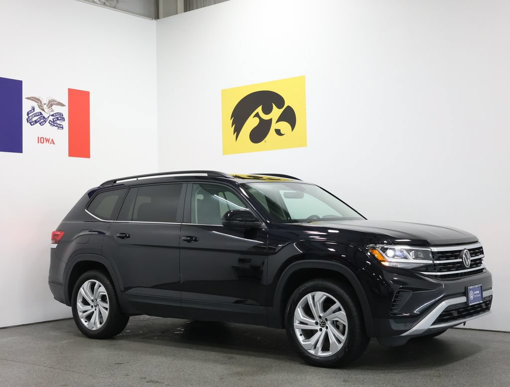 Certified 2023 Volkswagen Atlas SE w/ Panoramic Sunroof Package AWD/4WD image 1