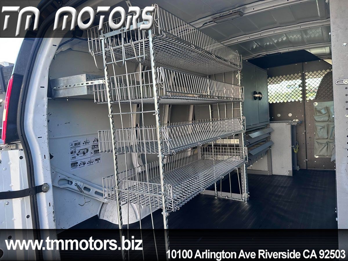 Used 2012 Chevrolet Express 2500 RWD image 19