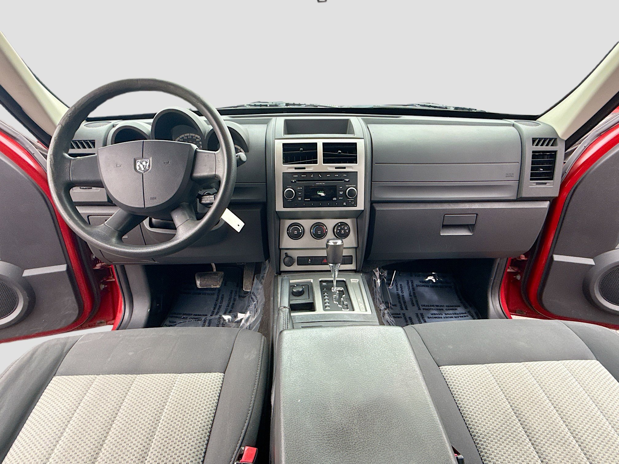 Used 2010 Dodge Nitro Heat image 3