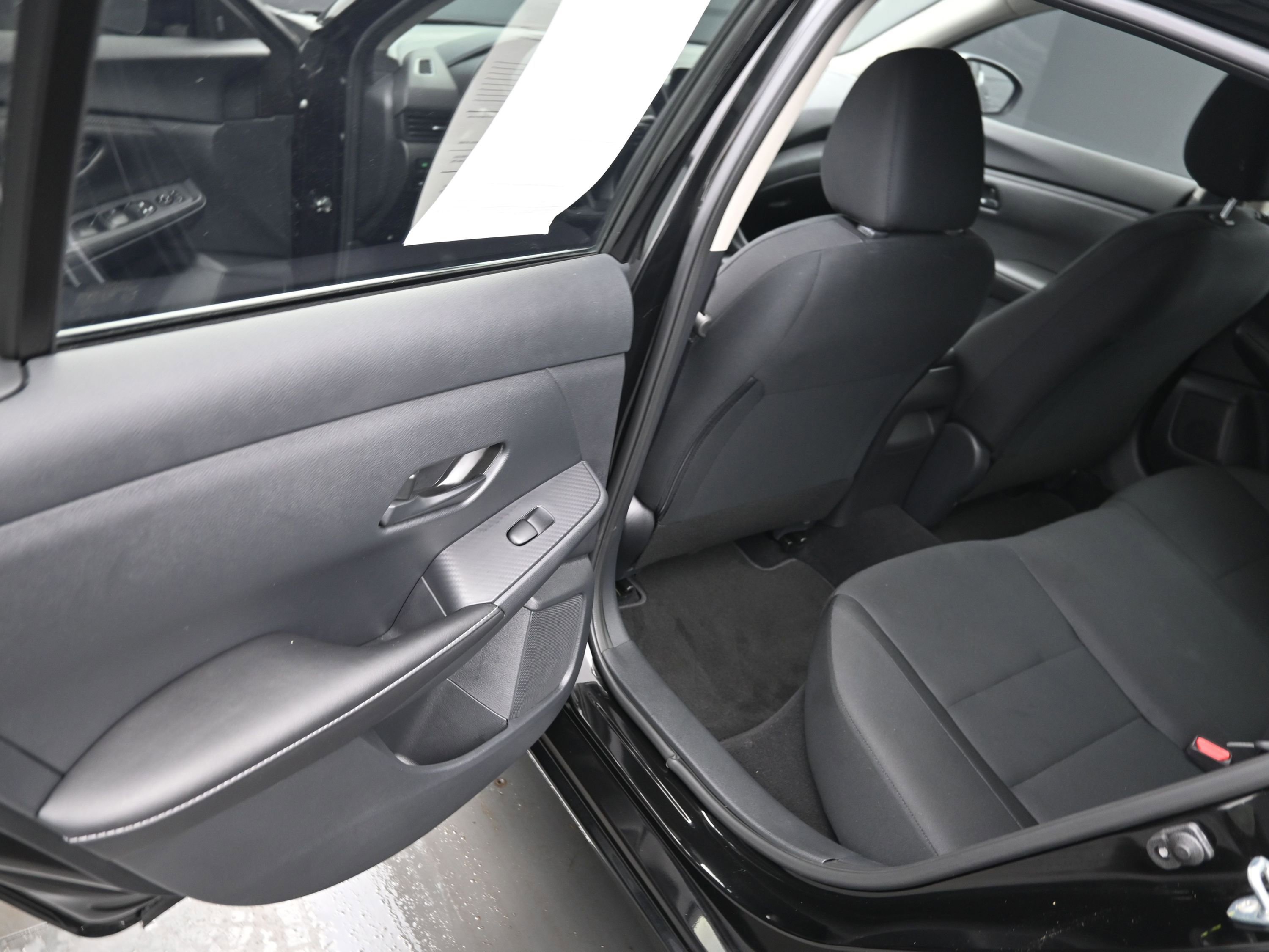 Certified 2025 Nissan Sentra S image 17