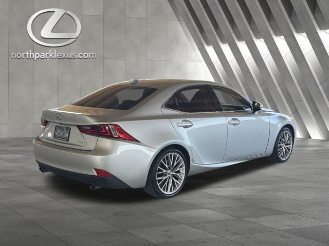 Used 2016 Lexus IS 200t w/ Premium Package RWD image 8