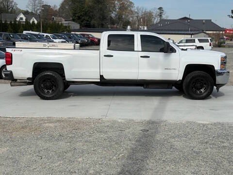 Used 2015 Chevrolet Silverado 3500 W/T w/ WT Convenience Package AWD/4WD image 9