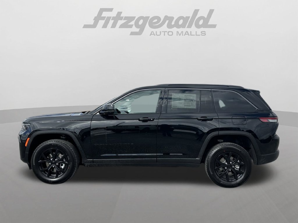 New 2026 Jeep Grand Cherokee Altitude AWD/4WD image 8