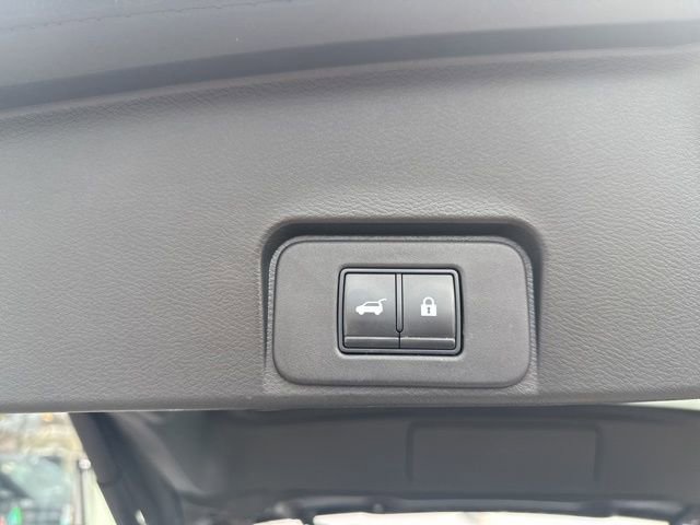 Used 2021 Nissan Rogue SL w/ Premium Package image 21