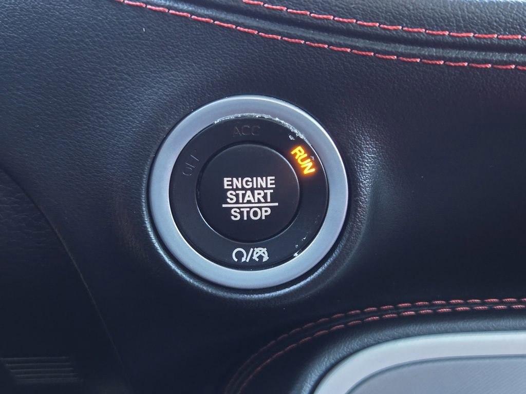 Used 2022 Dodge Challenger R/T w/ Plus Package image 20