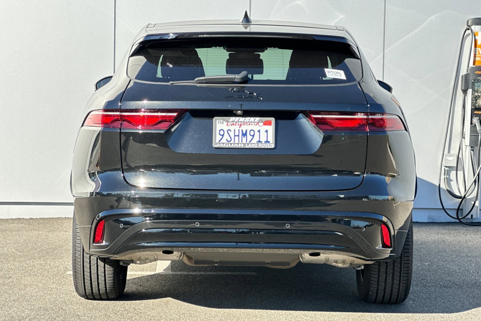 Used 2025 Jaguar F-PACE R-Dynamic S image 4